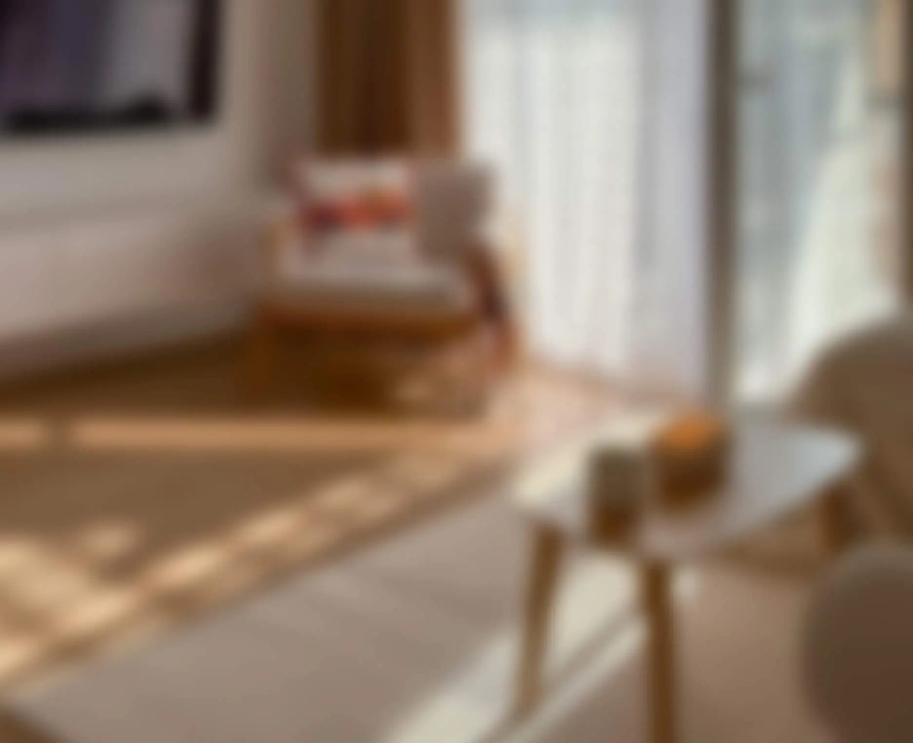 konferenční stolek